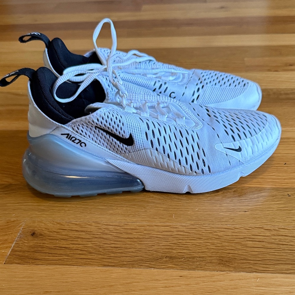 Nike Air Max 270 White Black Light Blue Athletic Shoes - Picture 3 of 4